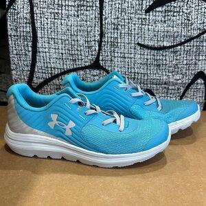 Under Armour Teal and White Running Shoes